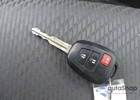 2018 Toyota Highlander Le из США, поврежденный, VIN 5TDBZRFHXJS488260